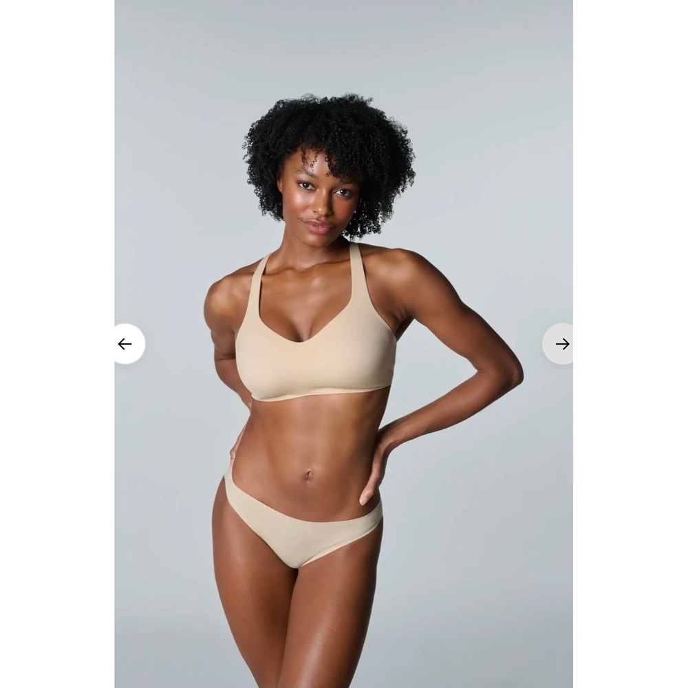 HUUG Daily Embrace Adjustable Bra Stone 03 NWT XXL H230002 Wireless Convertible